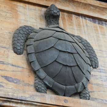 PAUL « aux Tortues »  et sa façade classée 